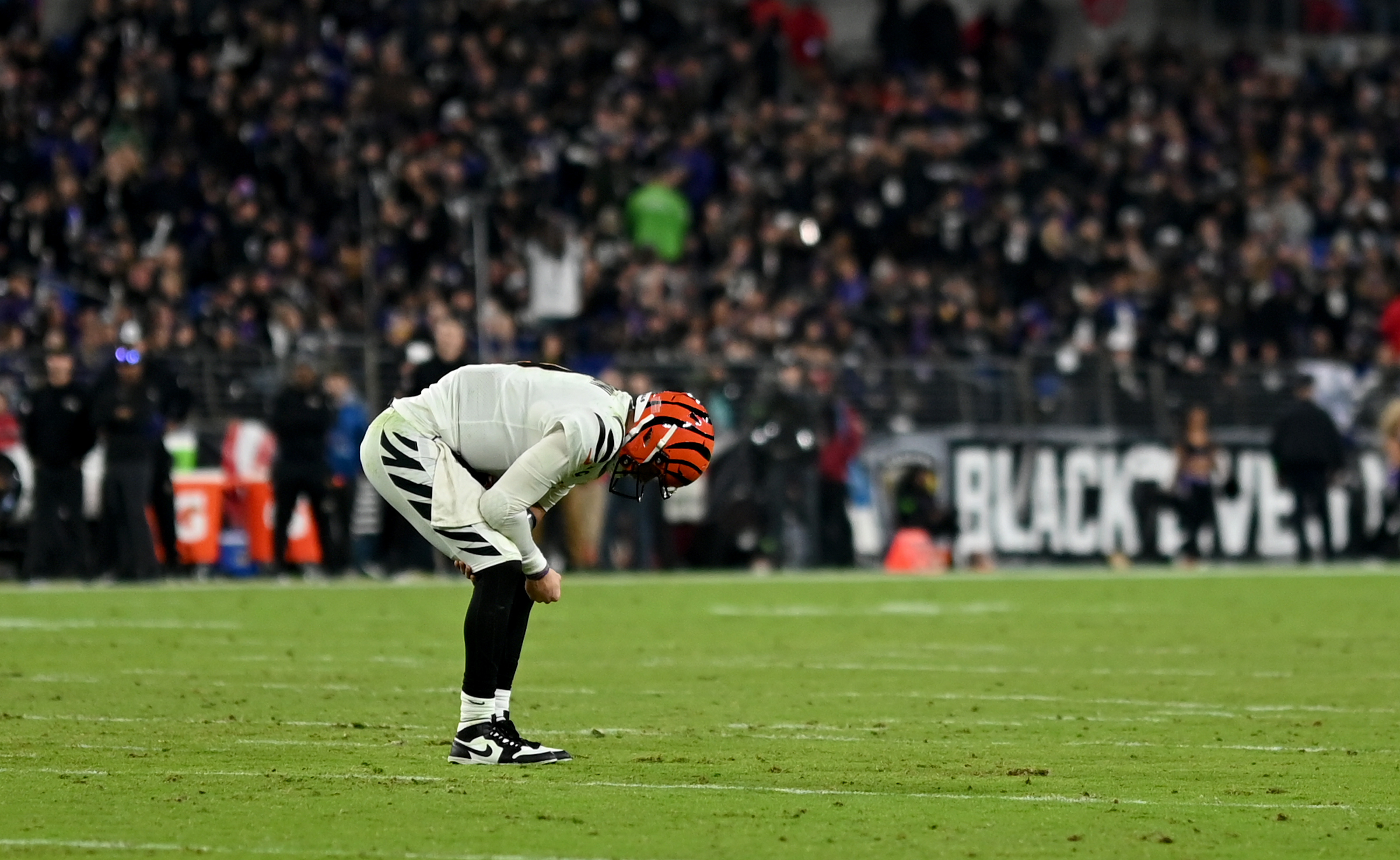 SUNS WILL BE WITHOUT GUARD BRADLEY FOR A FEW WEEKS